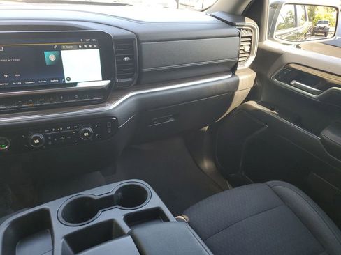 Used 2022 Chevrolet Silverado 1500 RST w/ Z71 Off-Road Package AWD/4WD image 21
