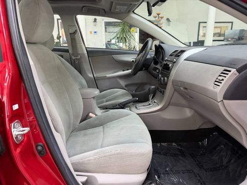 Used 2011 Toyota Corolla LE FWD image 17