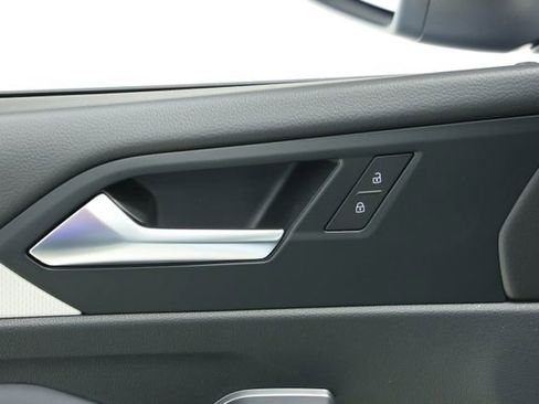 New 2026 Volkswagen Jetta SE image 31