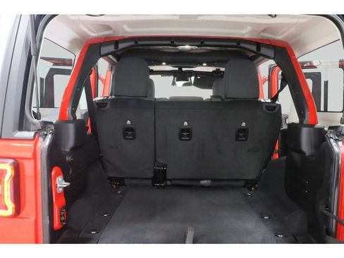 Used 2026 Jeep Wrangler Unlimited Rubicon AWD/4WD image 27