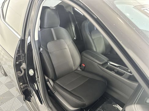 Certified 2024 Nissan Sentra SV FWD image 27