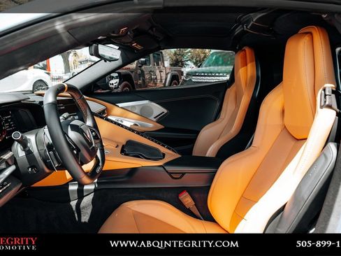 Used 2024 Chevrolet Corvette Z06 RWD image 19