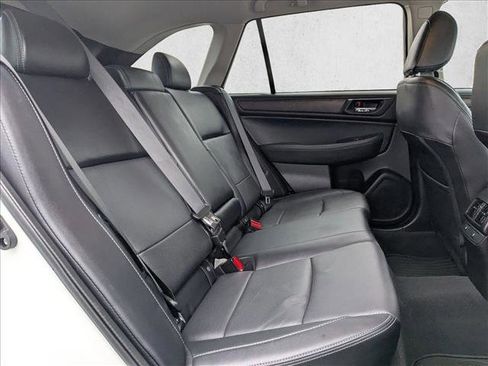Used 2017 Subaru Outback 2.5i Limited image 22