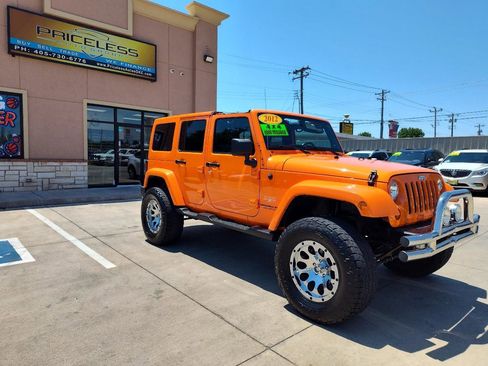 Used 2012 Jeep Wrangler Unlimited Sahara w/ Connectivity Group AWD/4WD image 53