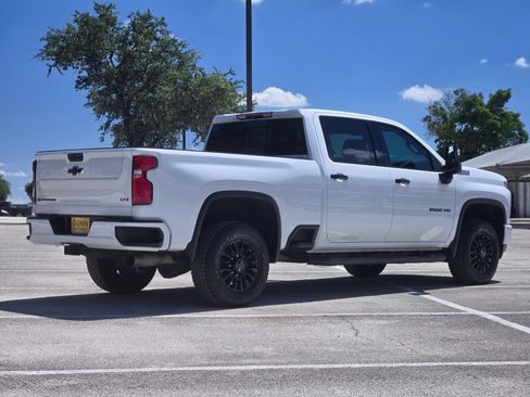 Used 2023 Chevrolet Silverado 2500 LTZ w/ LTZ Plus Package AWD/4WD image 3