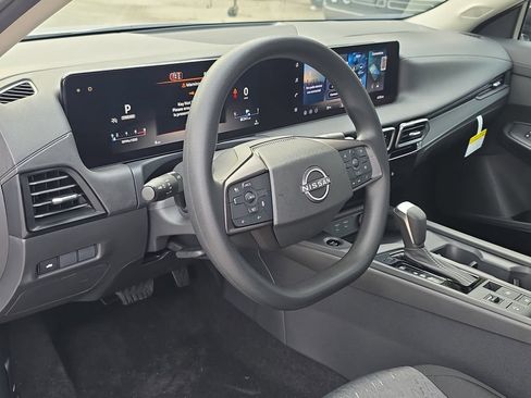 New 2026 Nissan Sentra SV FWD image 22