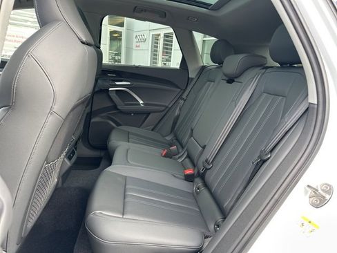 New 2025 Audi Q5 Premium Plus image 10