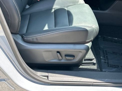 Certified 2023 Nissan Rogue SL FWD image 42