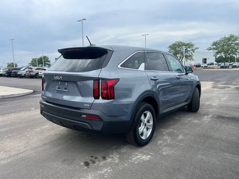 Certified 2023 Kia Sorento LX AWD/4WD image 4