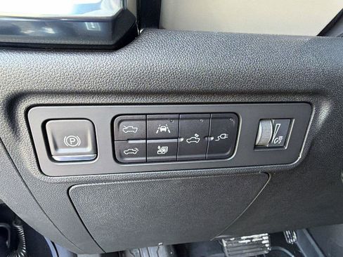 New 2026 GMC Hummer EV 4x4 Crew Cab image 21