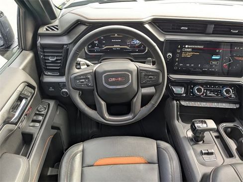 Used 2025 GMC Sierra 1500 AT4 w/ AT4 Premium Package image 15