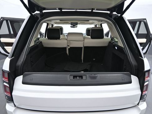 Used 2021 Land Rover Range Rover Westminster Edition image 16
