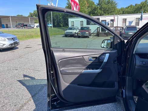 Used 2012 Ford Edge Limited AWD/4WD image 9