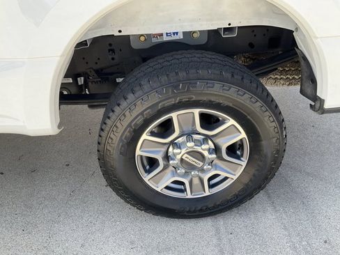 Certified 2024 Ford F250 Lariat AWD/4WD image 15