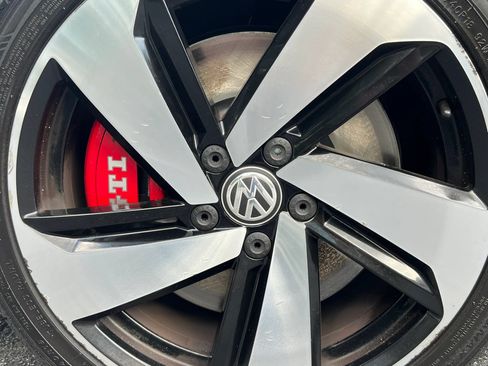Used 2021 Volkswagen GTI S FWD image 43