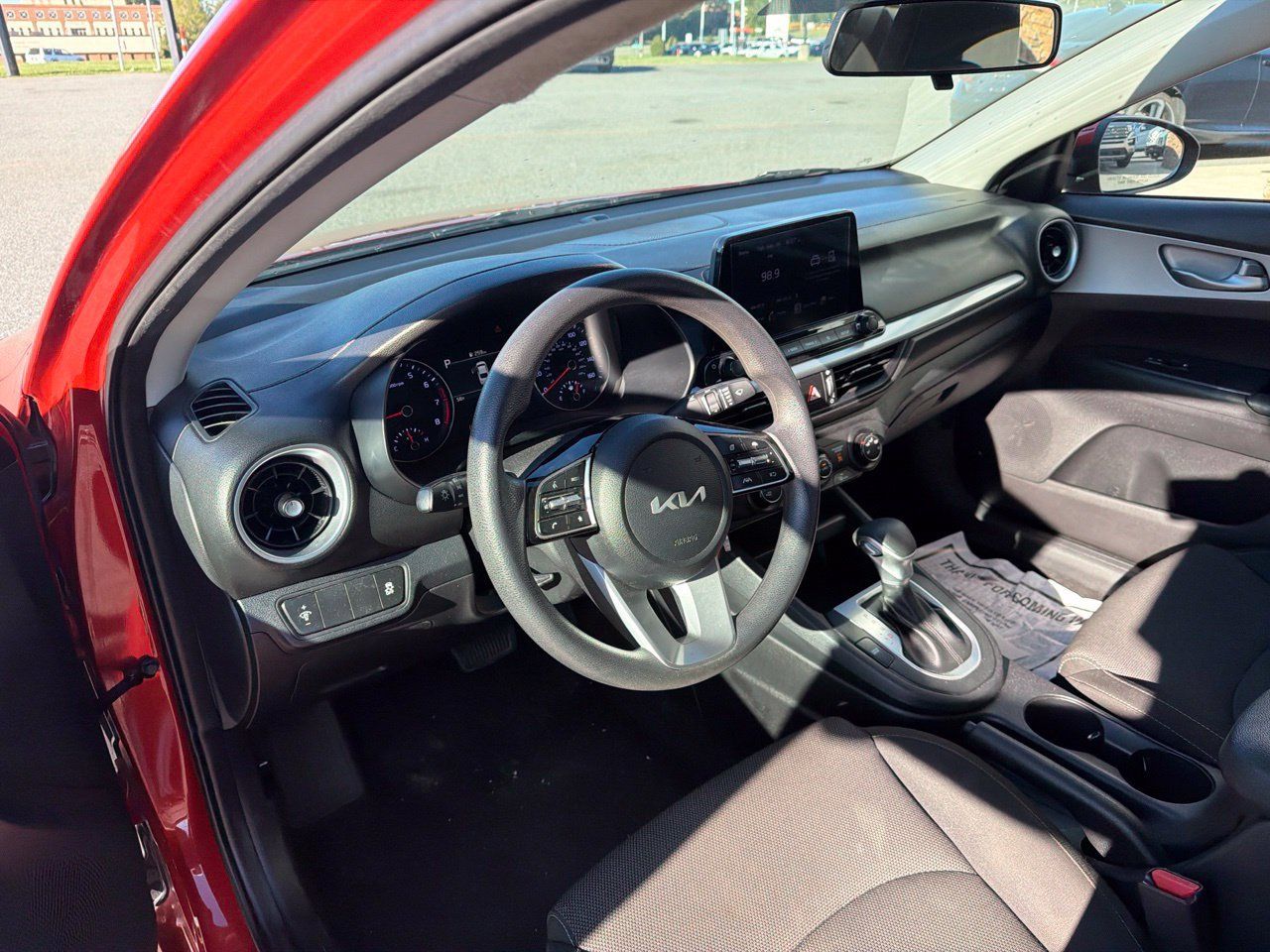 Used 2024 Kia Forte LXS FWD image 4
