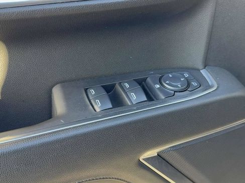 Used 2025 Chevrolet Silverado 1500 LT AWD/4WD image 17