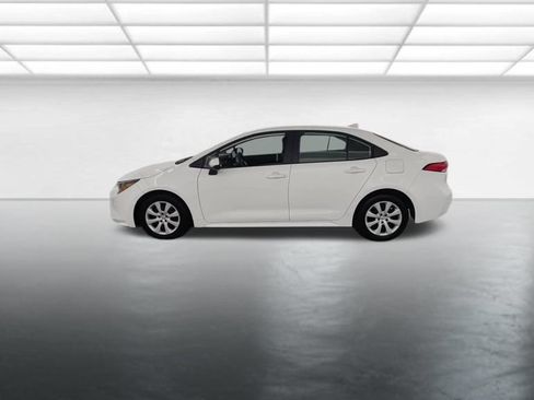 Used 2024 Toyota Corolla LE FWD image 5