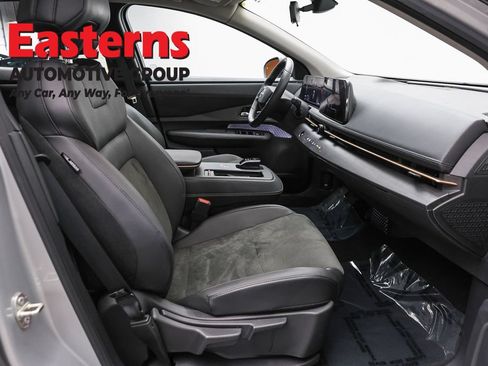 Used 2023 Nissan Ariya FWD image 22