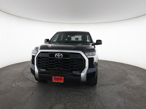 Used 2022 Toyota Tundra Limited w/ TRD Off-Road Package AWD/4WD image 4