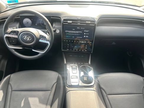 Certified 2024 Hyundai Tucson Limited AWD/4WD image 18