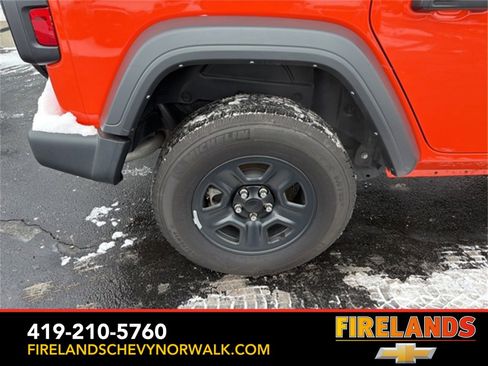 Used 2023 Jeep Wrangler Sport image 42