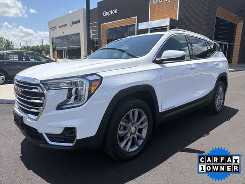 Used 2024 GMC Terrain SLT AWD/4WD image 1
