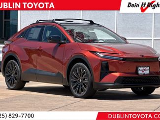 New 2026 Toyota C-HR AWD/4WD video 1