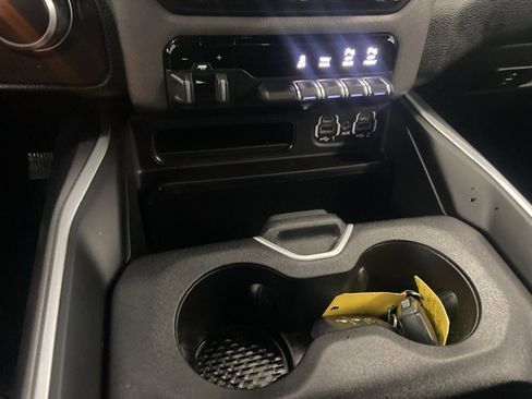 Used 2021 RAM 1500 Big Horn image 36