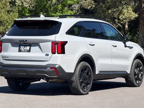 Used 2025 Kia Sorento SX Prestige AWD/4WD image 4