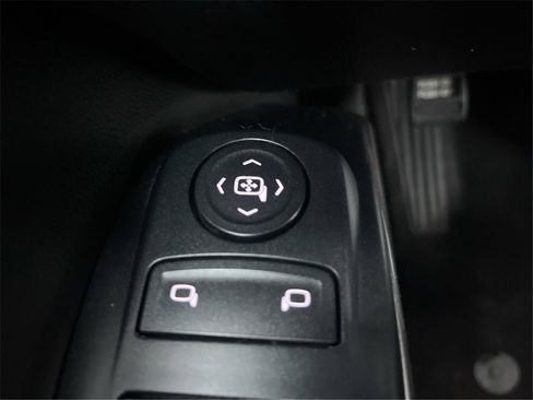 Used 2019 Chevrolet Silverado 1500 LT image 41