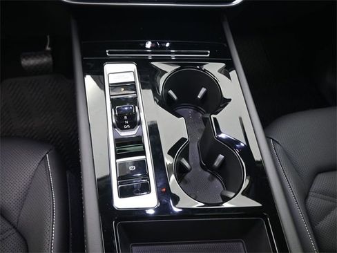 New 2026 Volkswagen Atlas SE image 9