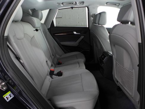 Used 2018 Audi Q5 2.0T Premium Plus w/ Premium Plus Package AWD/4WD image 55