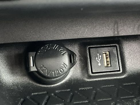 Used 2023 Toyota RAV4 XLE image 26