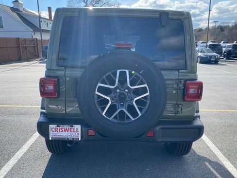 New 2026 Jeep Wrangler Unlimited Sahara AWD/4WD image 6