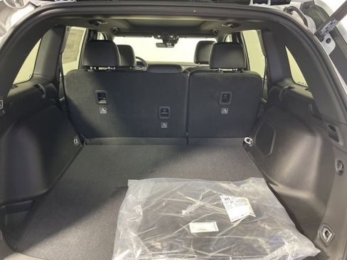 New 2025 Jeep Grand Cherokee Limited w/ Trailer Tow Package image 8