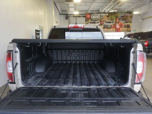 Used 2022 GMC Canyon Elevation w/ Elevation Premium Package AWD/4WD image 18