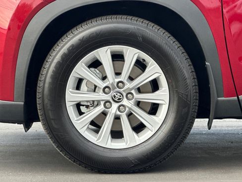 Certified 2026 Toyota Grand Highlander FWD image 27