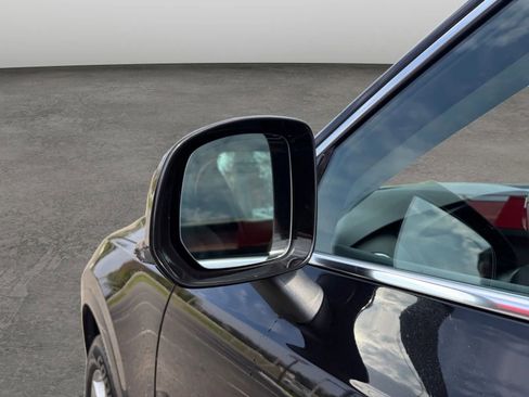 Used 2019 Volvo XC90 T5 Momentum image 35