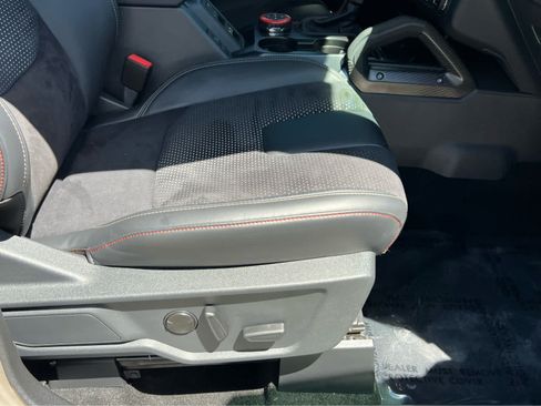 Used 2025 Ford Bronco Raptor AWD/4WD image 14
