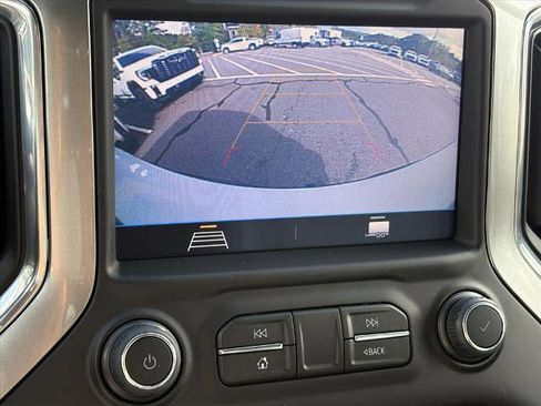 Certified 2021 Chevrolet Silverado 1500 LT Trail Boss image 12