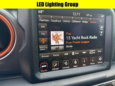 Used 2023 Jeep Gladiator Mojave w/ LED Lighting Group AWD/4WD image 10