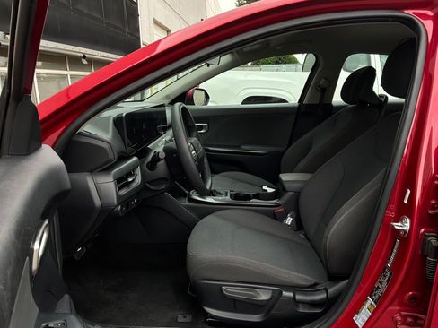 Used 2025 Kia K4 FWD image 9