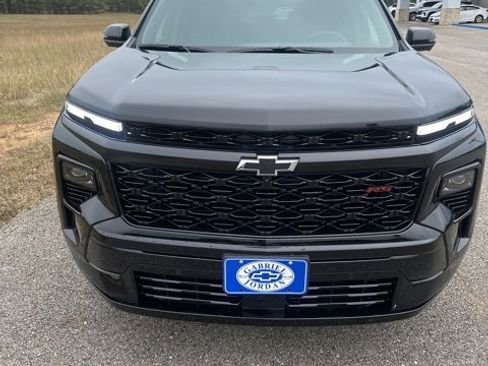 New 2026 Chevrolet Traverse RS w/ LPO, Floor Liner Package image 18