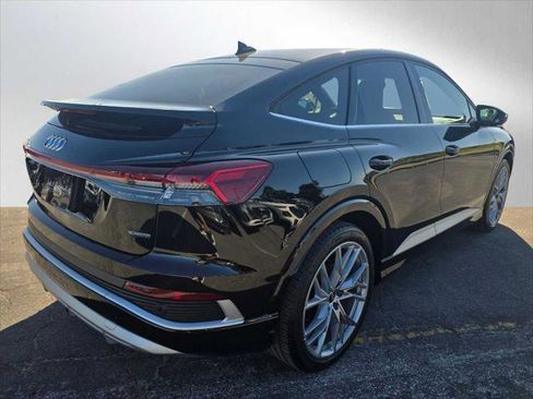 Used 2025 Audi Q4 e-tron Premium Plus w/ Premium Plus image 3