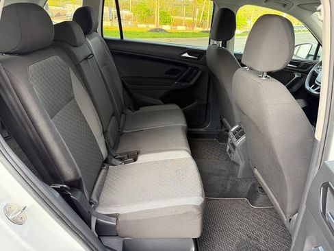 Used 2018 Volkswagen Tiguan S image 15