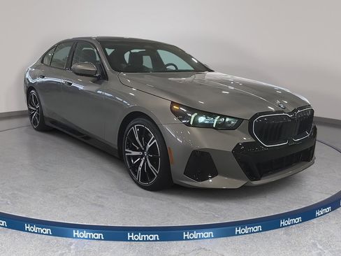Certified 2024 BMW 530i w/ M Sport Package RWD image 3
