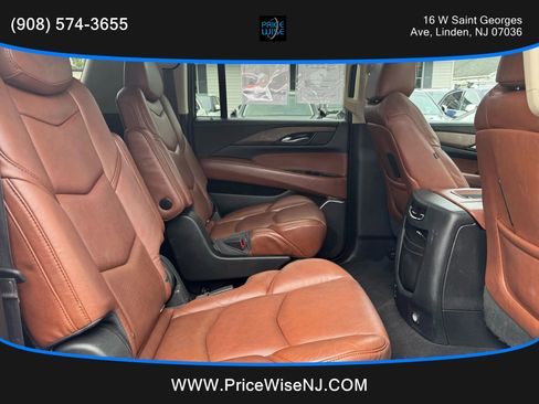 Used 2016 Cadillac Escalade ESV Premium image 23