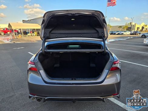 Used 2024 Toyota Camry XSE FWD image 18