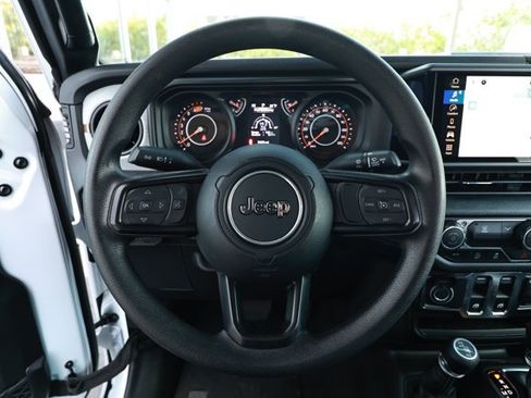 Certified 2025 Jeep Wrangler Sport AWD/4WD image 11